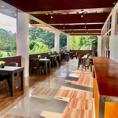 Frachette'S Bed & Breakfast Puerto Princesa Esterno foto