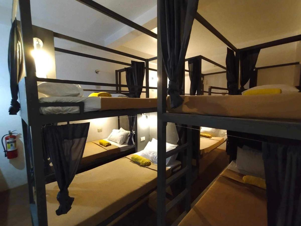 Frachette'S Bed & Breakfast Puerto Princesa Esterno foto
